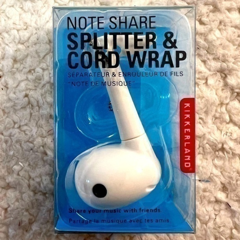 Kikkerland "Music Note" Share Splitter & Cord Wrap